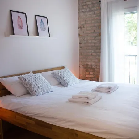 Apartament Crystal Self-check-in Lublana