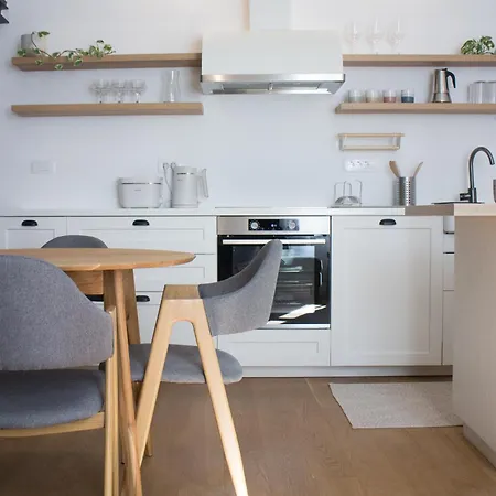 Apartament Crystal Self-check-in Lublana