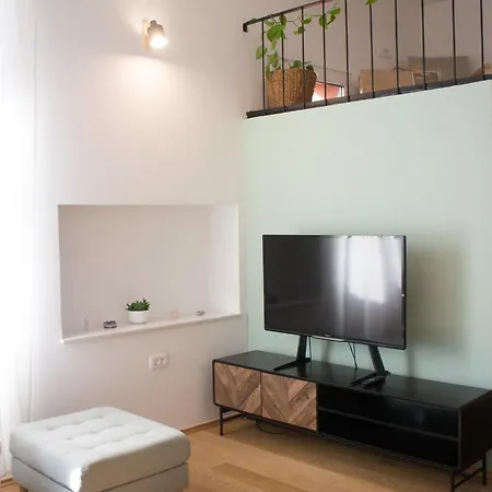 Crystal Self-check-in Lublaň