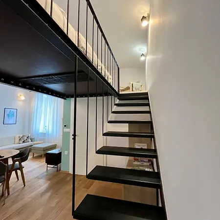 Crystal Self-check-in Lublaň