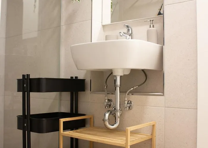 Crystal Self-check-in *